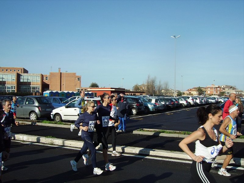 Fiumicino half marathon 2007 34.JPG